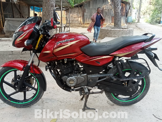 Bajaj pulsar 150 2018